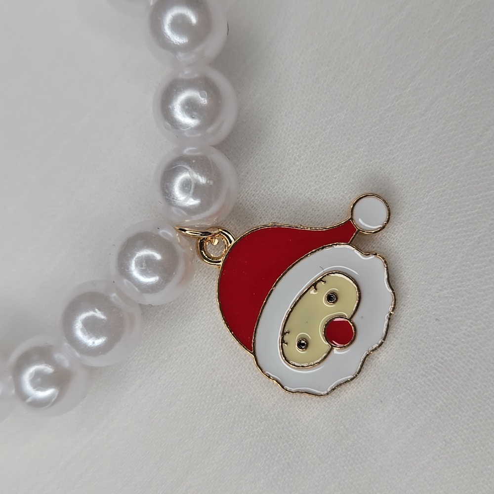 Santa Charm Pearly Bracelet - Picture 3 of 4